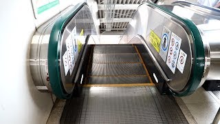 【三菱製】福島駅ホーム通路　降りエスカレーター