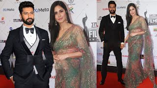 Katrina Kaif and Vicky Kaushal First Time Together in Award show after Wedding || Filmfare 2022