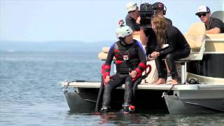 Rick Mercer tries flyboarding on Sylvan Lake