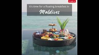 Floating breakfast in Maldives