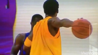 Rare Footage of the Day Kobe Bryant Destroyed a Trash-Talking JR Rider in Practice