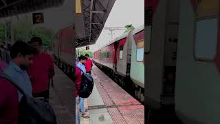 Patna puri leaving Chittaranjan Station #train #shortsviral #railway #viral #shortvideos