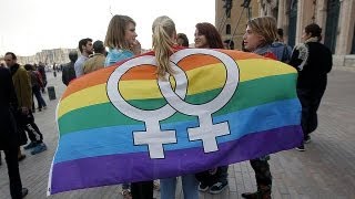 Francia: matrimonio omosessuale è legge