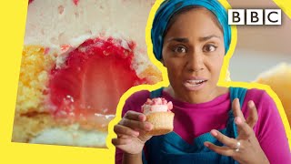 Nadiya's insane strawberry cupcake recipe! - BBC