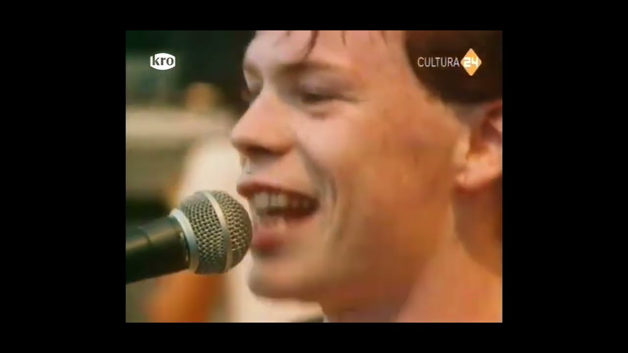 UB40 Live In 1981 One In Ten - YouTube