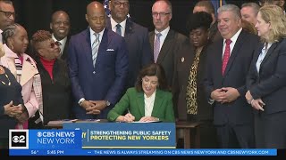 Gov. Kathy Hochul signs bail reform bill that held up state budget