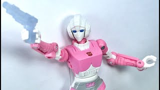 The BEST EVER Arcee Transformers Figure !!! NO KIDDING !!! Chefatron Review