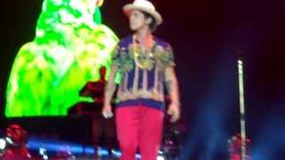 "Moonshine" "Natalie" Bruno Mars - The Moonshine Jungle Tour at London O2 Arena - Oct 9, 2013
