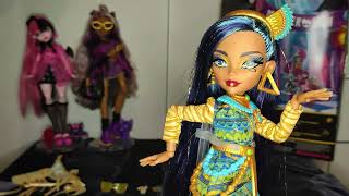 Monster High G3 Core Cleo de Nile Review and Dressing Up!