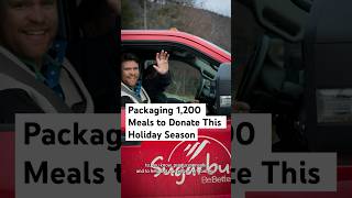 Packaging 1,200 Meals To Donate This Holiday Season