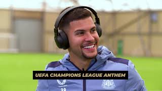 What songs are the Newcastle United players listening to? 🎧🎶