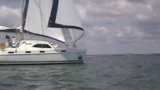 Breakaway Sailing = Broadblue 385