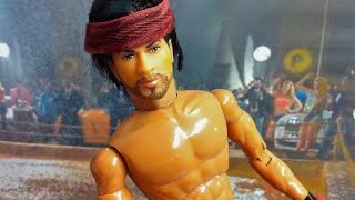 Breaking Free of the Box--Shahrukh's entrance in HNY (an SRK doll tribute)