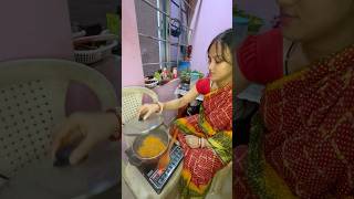 ବହୁତ ଦିନ ପରେ ଆଜି ଖାଇଲି 😊| Ipsi Raj Vlog #shorts #odiavlog #minivlog #food