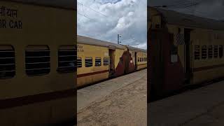 Express train ignoring Patia PH at high velocity. Subscribe and Like to reach 100000 subscribers.