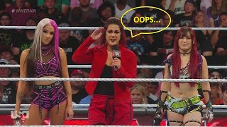 Dakota Sky? Bayley botches Dakota Kai's name then corrects herself on Raw 08.08.22.