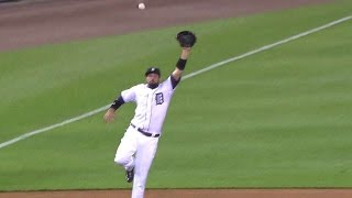 MIL@DET: Castellanos robs Maldonado with leaping grab