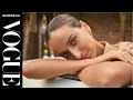 Model Bella Thomas proves she can do anything in her favourite foundation | Beauty | Vogue Australia