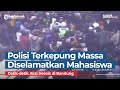 Detik detik Polisi Terkepung Massa Diselamatkan oleh Mahasiswa di Bandung