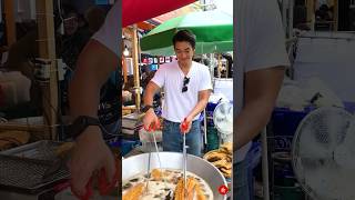 Famous Thai Actor Turns to Sells Crispy Pork Belly. - Thai Street Food