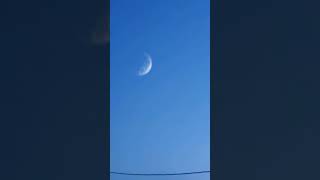 Terrifying Moon falling CAUGHT ON CAMERA