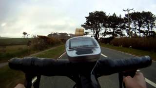 Cyclist Slipstreams Lorry at 40mph 64 km/h