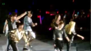 121125.SMTOWN Live In BANGKOK.SNSD.少女時代..Dance Battle.(HD-1080P)Girls'.Generation.