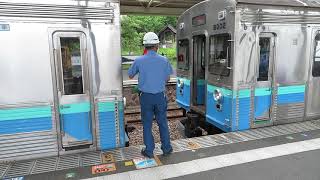 伊豆急行　伊豆高原駅での連結風景