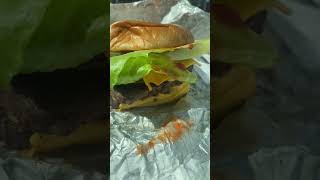 WENDY’S Dave’s Triple Cheeseburger!! 🍔