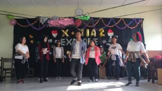 Pagelaran Musik Modern SMAN 103 kelas X MIA 2