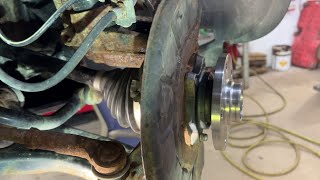 2014 Volkswagen Tiguan 2.0L AWD Front Wheel Bearing Replacement