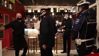 #ioapro1501 a Reggio Emilia, riapre il ristorante ma carabinieri e vigili urbani lo multano subito
