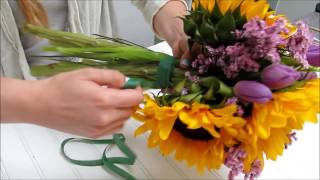 How to Make a Sunflower Bouquet