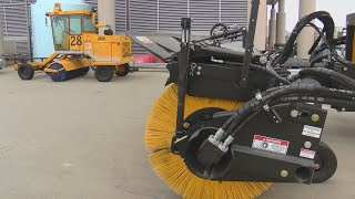 Clinton National Airport preparing for winter weather amidst thousands of national flight cancellati