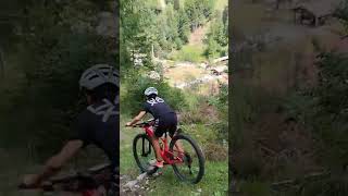 #bici #trik #salti #dh #enduro #crosscauntri #tutto a#shorts #rampa