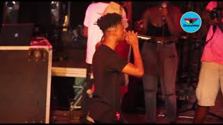 M.anifest performs with Kwesi Arthur at M.anifestivities