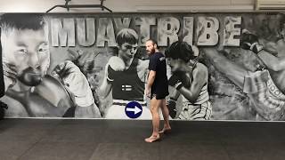 Basic Stance of Muay Thai (why and how): The feet