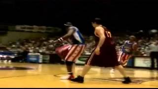 A history of Meadowlark Lemon The Harlem Globetrotters and his Bucketeers