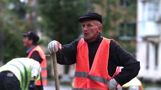 যাদের শ্রমে এই সুন্দর পৃথিবী Hardworking people