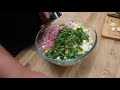 የተቀቀለ ድንች እና እንቁላል በአትክልት potatoes egg salad