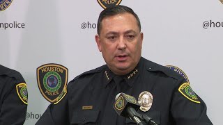 Houston police chief issues apology in deadly Harding Street raid