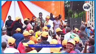 Aroji Chogo receives tremendous love at Homabay ODM Convention during his amazing performance.