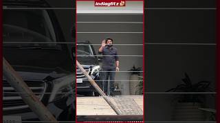 Allu Arjun Off To Chikkadpally Police Station #alluarjun #alluarjunarrest #pushpa2 #indiaglitztelugu