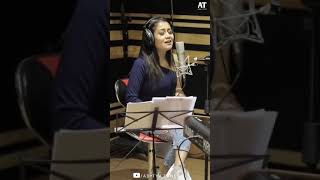 Khuda Bhi Jab Tumhe full screen status | Neha Kakkar | WhatsApp status | Neha Kakkar live Singing
