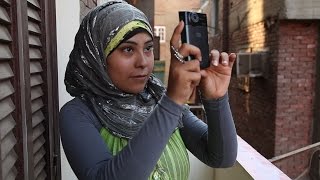 Deconstructing Digital Video for Activists