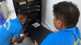 APC Smart-UPS SRT 3000VA RM 230V unboxing and setup