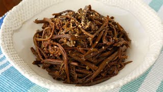 Korean Temple Cuisine: Gosari-namul (Stir-fried fernbrake: 고사리나물)