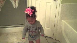 Lil Diva Dances to German Rap