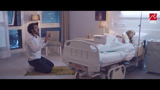 #x202b;سك على اخواتك | سعادة يصلى لشفاء دنيا#x202c;lrm;