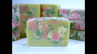 Making & Cutting Crisp Apple Rose Soap